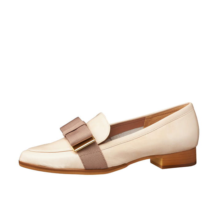 靴・バッグのダイアナ通販サイト ｜ KW42307: シューズ 【dianashoes.com】