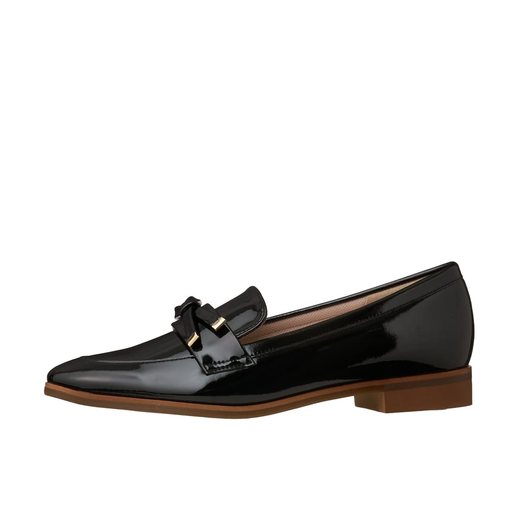 靴・バッグのダイアナ通販サイト ｜ AR41722: シューズ 【dianashoes.com】