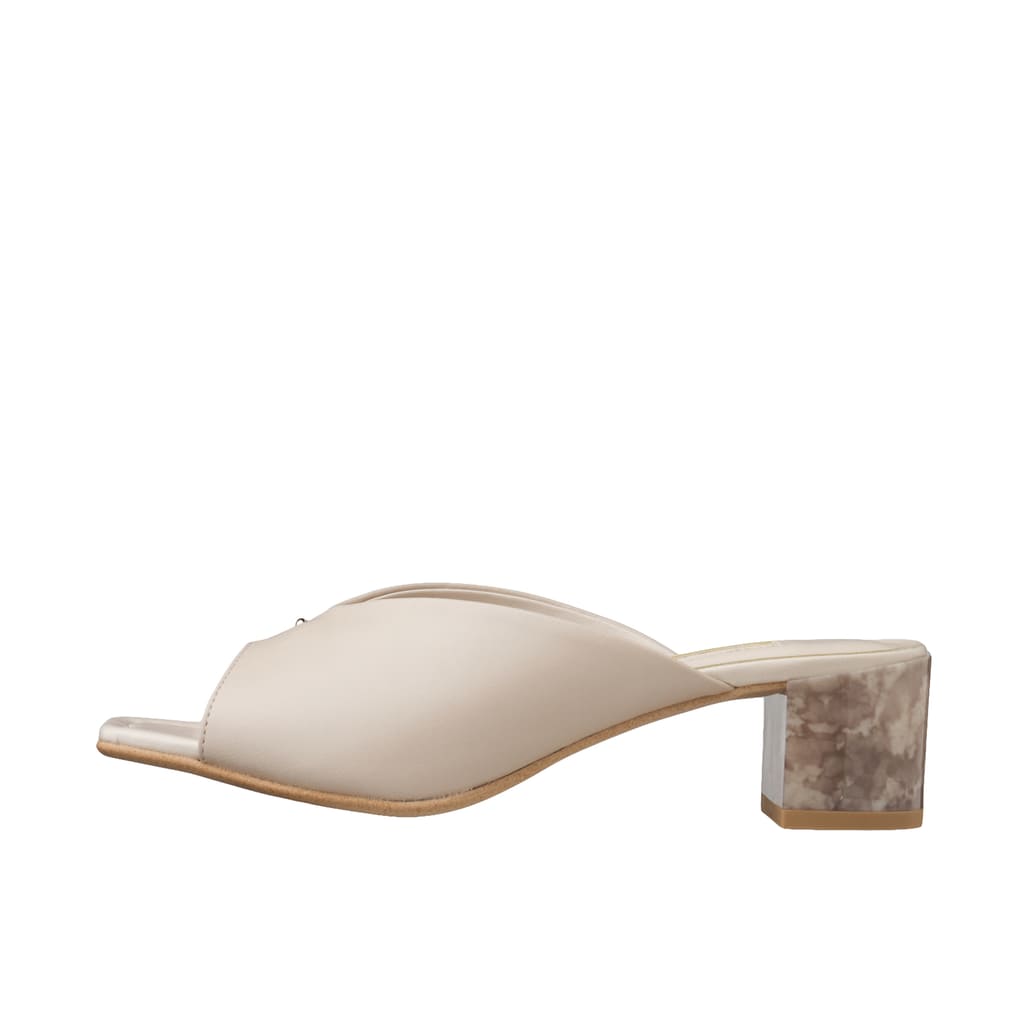 靴・バッグのダイアナ通販サイト ｜ WD55394: シューズ 【dianashoes.com】