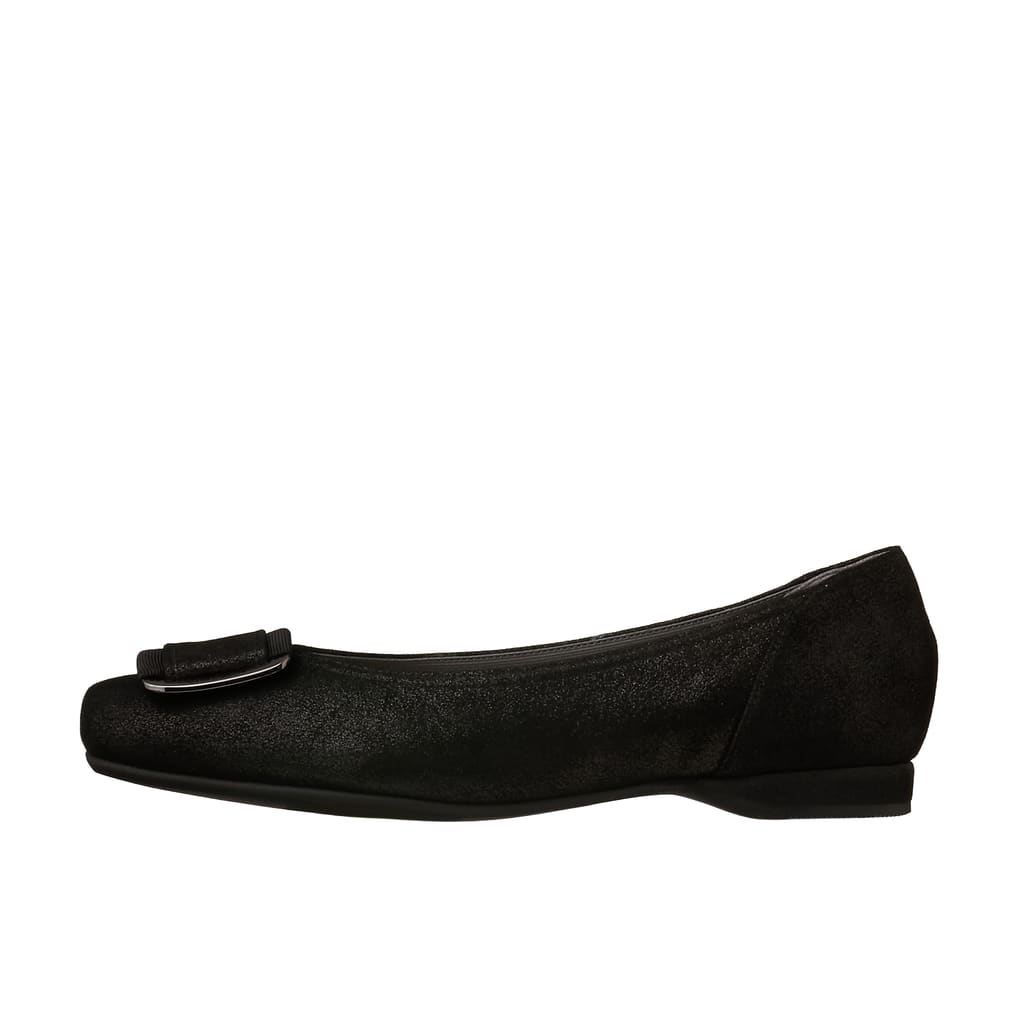 靴・バッグのダイアナ通販サイト ｜ YG42640: シューズ 【dianashoes.com】