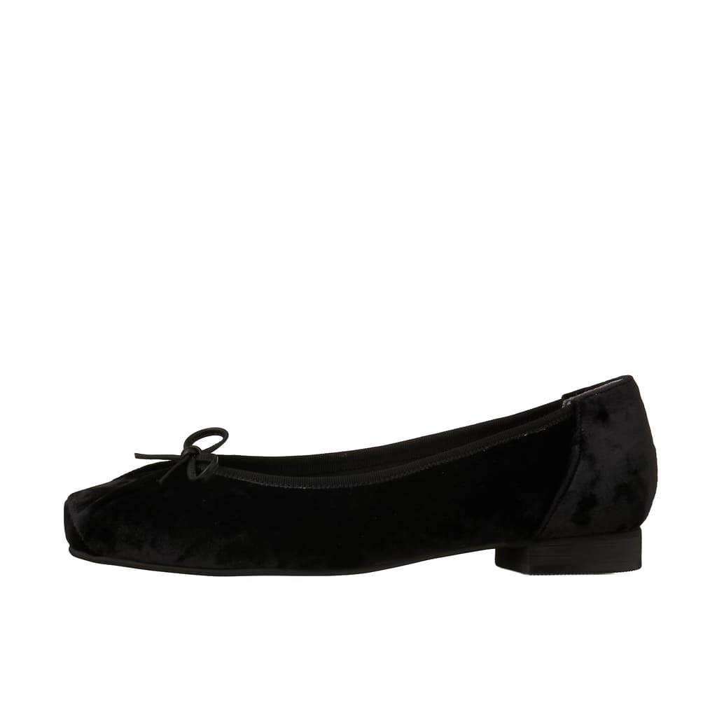 靴・バッグのダイアナ通販サイト ｜ YG42632: シューズ 【dianashoes.com】